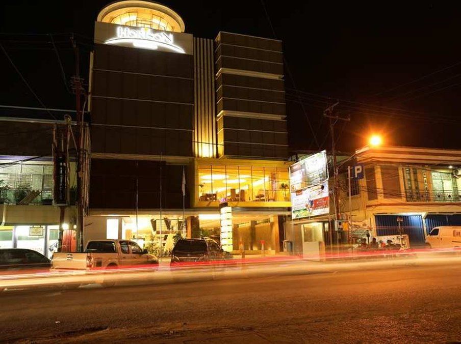 Horison Samarinda Hotel Exterior photo